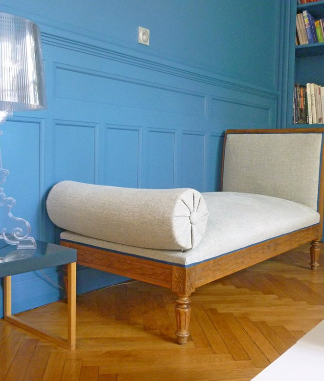 20. Mobilier - Méridienne de style Louis XVI